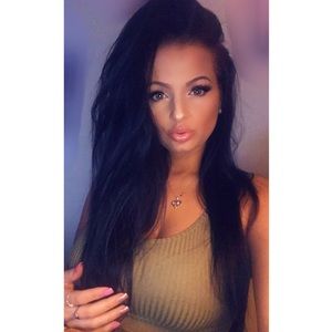 Meet your Posher, Candice